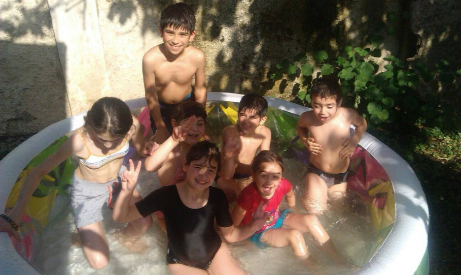 Summer gift for children of family type orphanages image