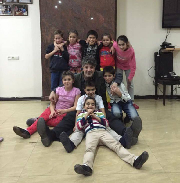Duta Skhirtladze in the family type home image